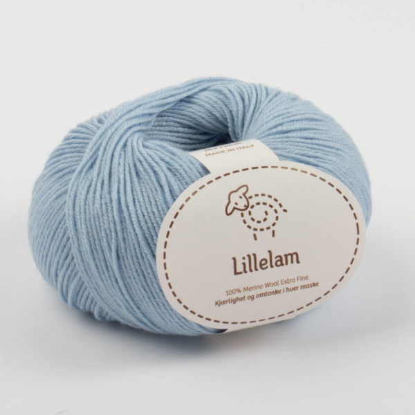 Lillelam_Merinoull_lyseblå
